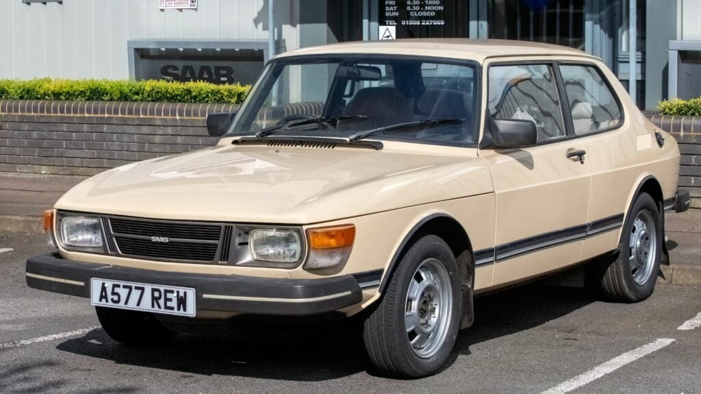 The Rise and Fall of 10 Iconic Car Brands – What Went Wrong? - Get ...