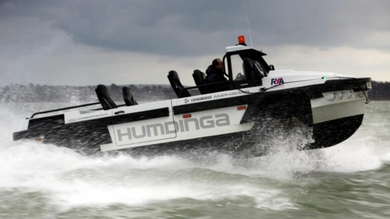 11 Vehicles That Can Actually Travel Underwater — Amphibious Wonders ...