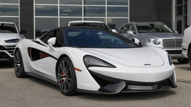 McLaren 570S car