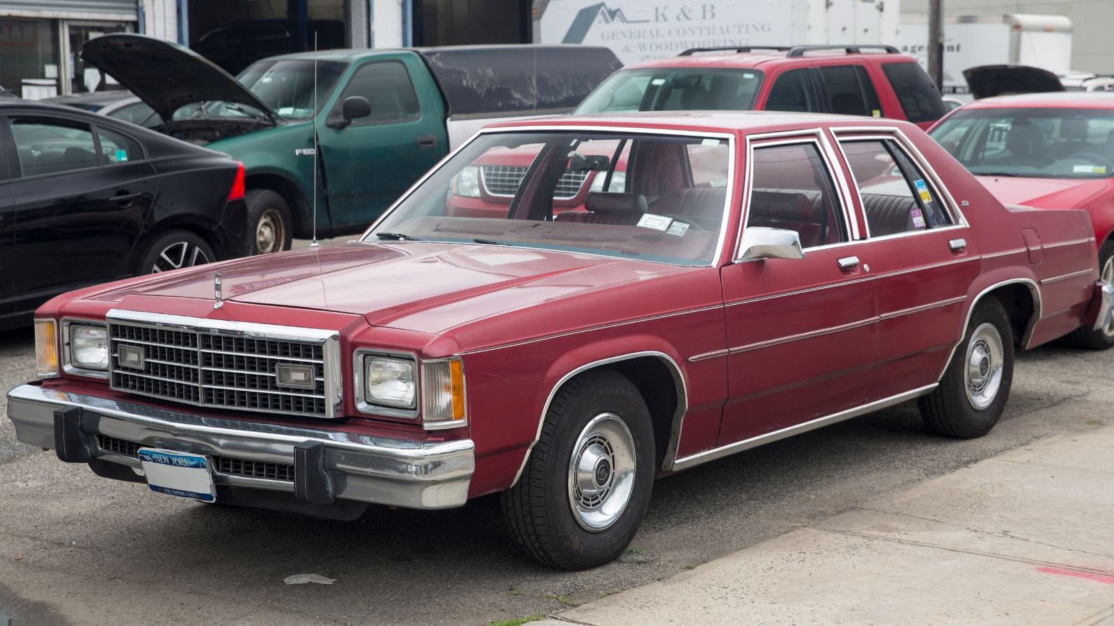 1979 Ford LTD 4-door Sedan in Red