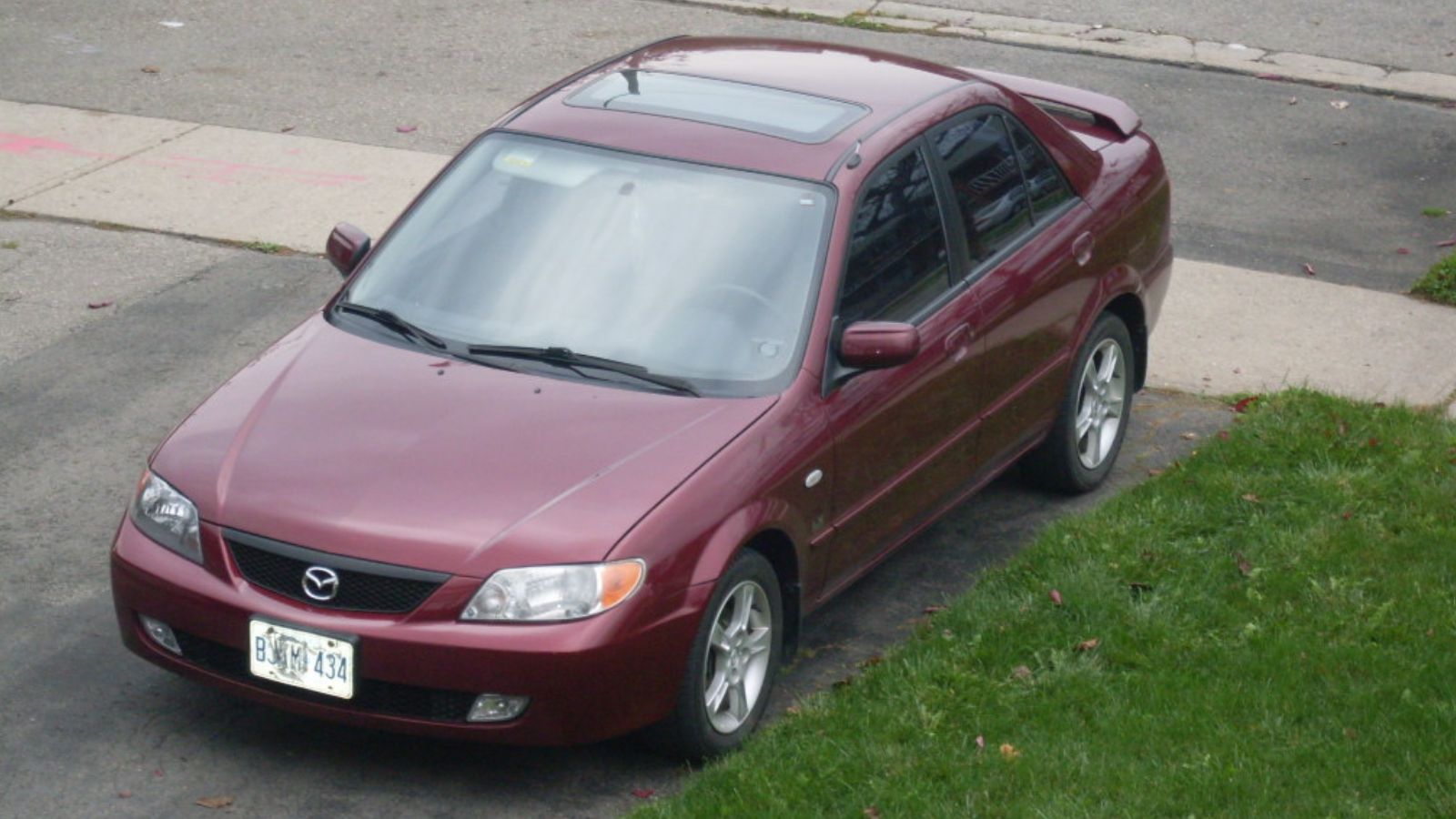 2003 Mazda 323 Protegé LX sedan