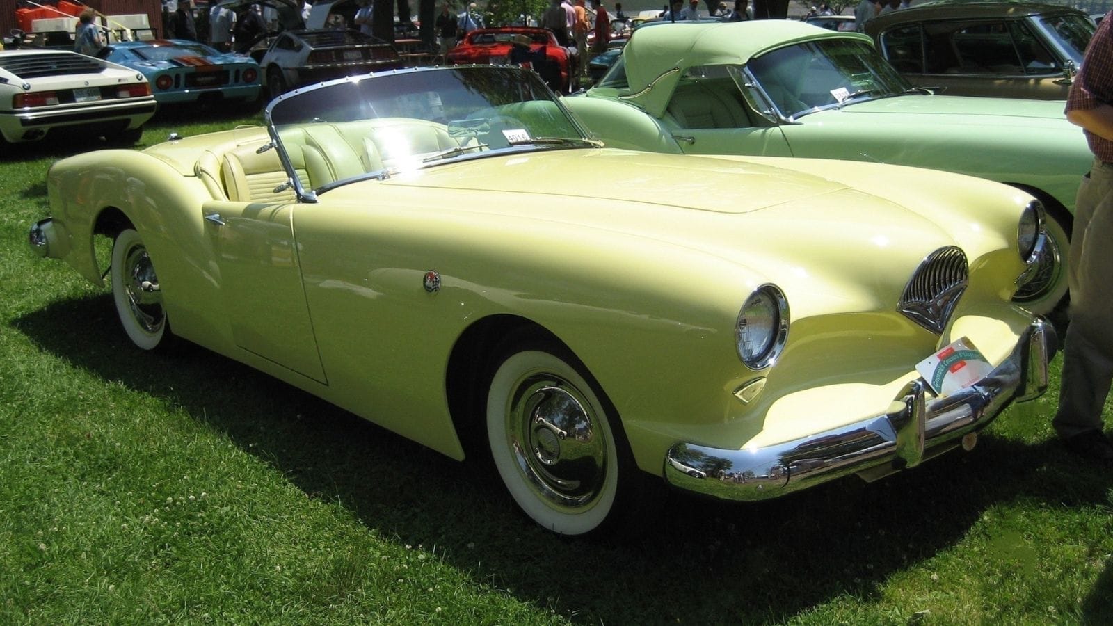 1954 Kaiser Darrin