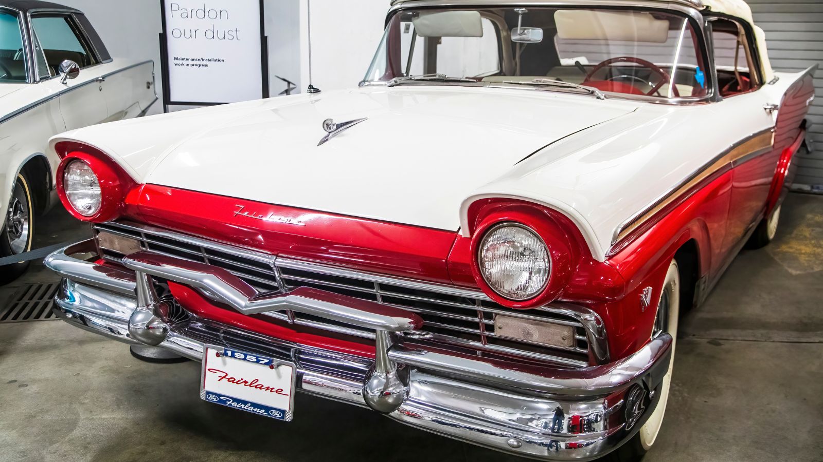 1957 Ford Fairlane 500 Skyliner