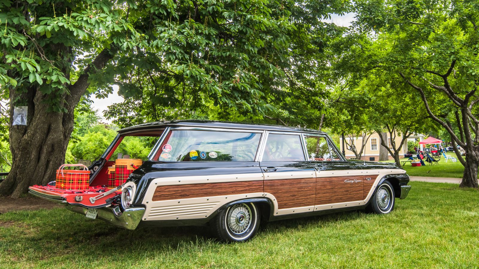 1962 Ford Galaxie Country Squire car and Tailgate party