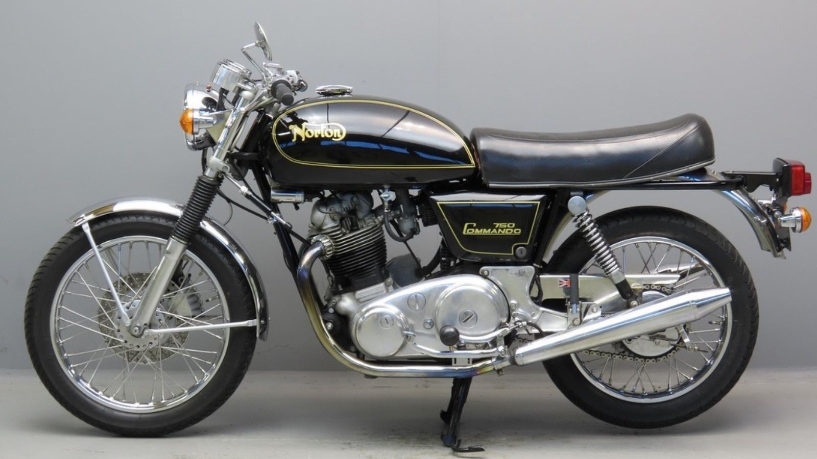 1973 Norton Commando 750