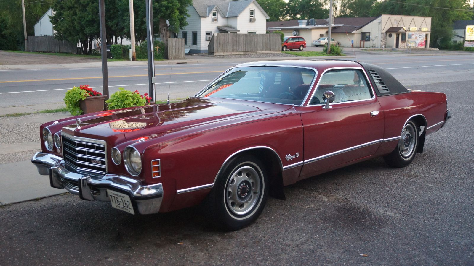 1975 Dodge Charger SE