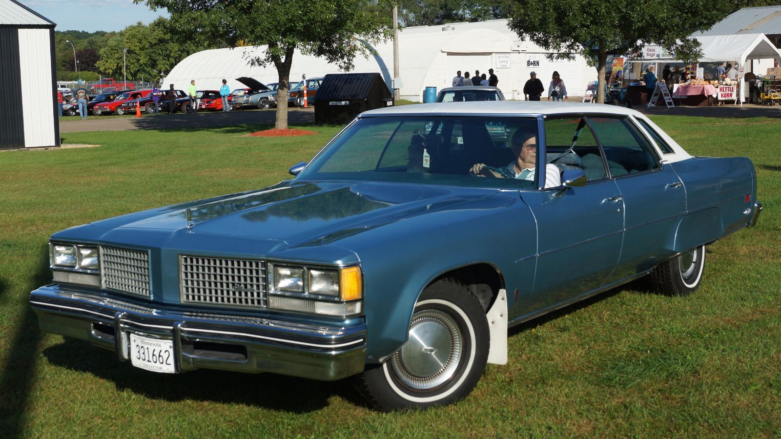 1976 Oldsmobile Ninety-Eight Regency