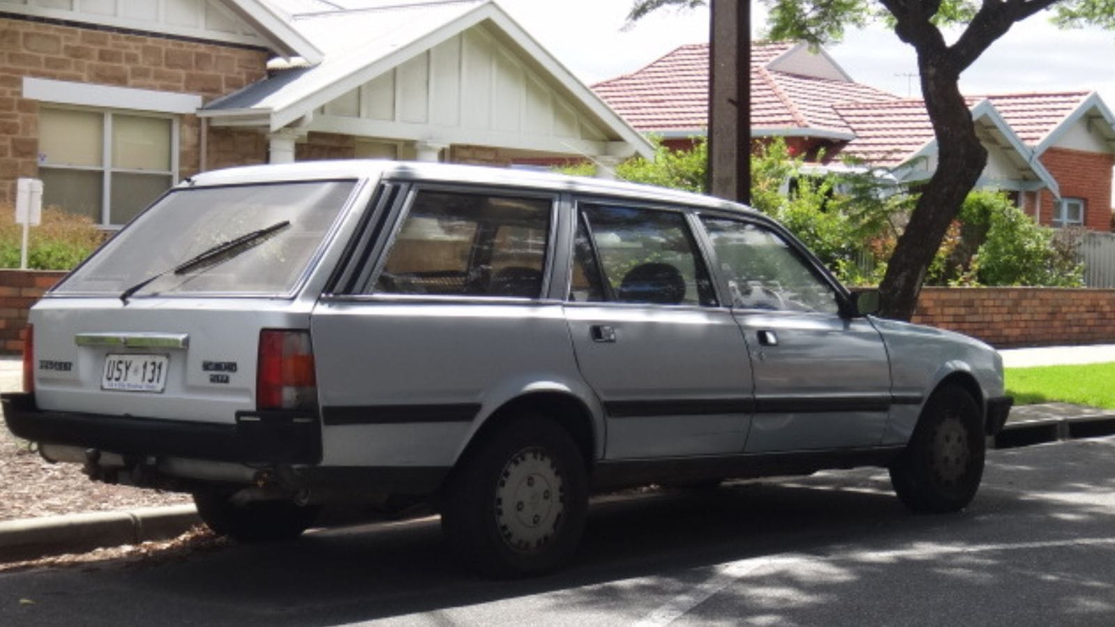 1983-1986 Peugeot 505 SR station wagon