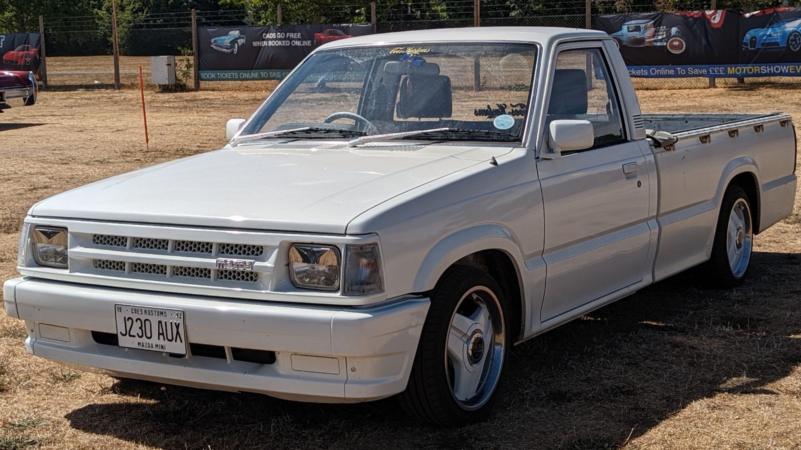 1992 Mazda B2000