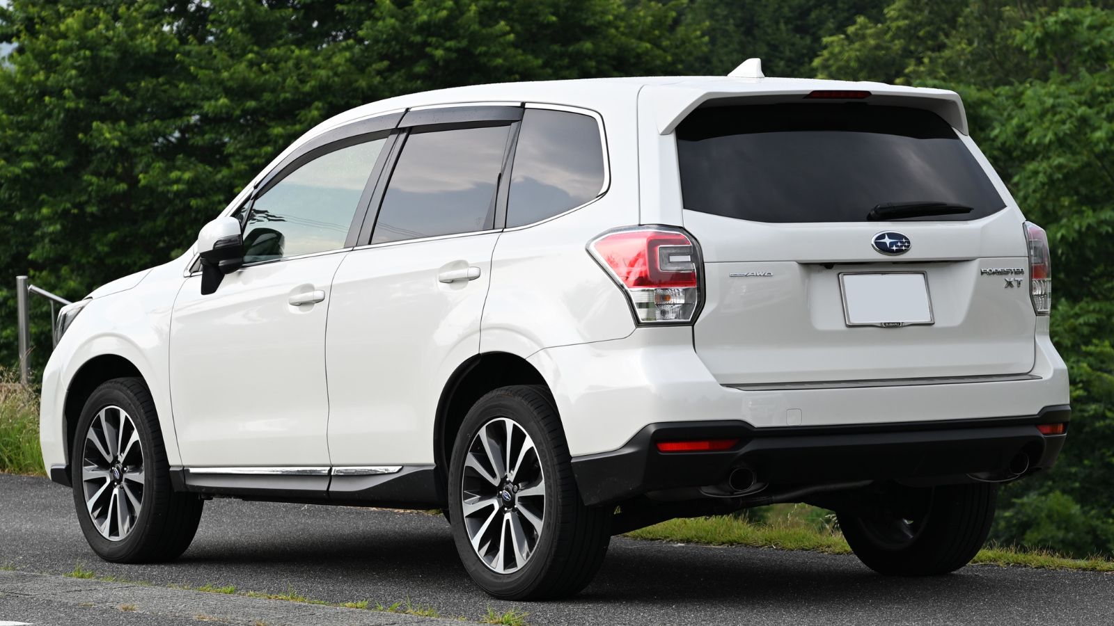 2015-2018 Subaru Forester XT rear