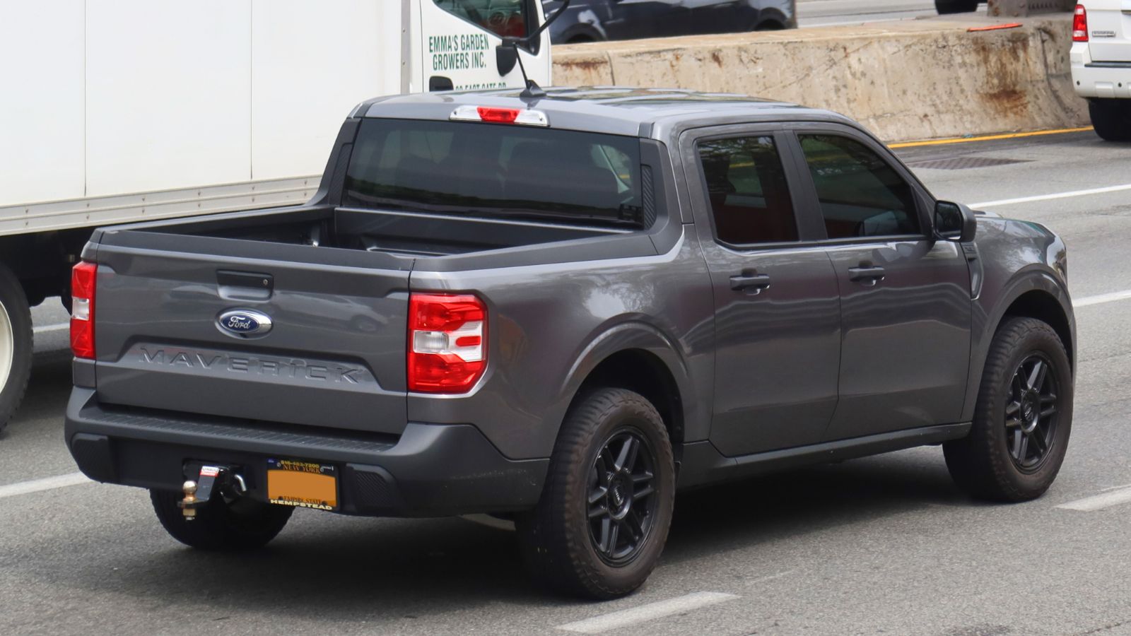 2022 Ford Maverick XL