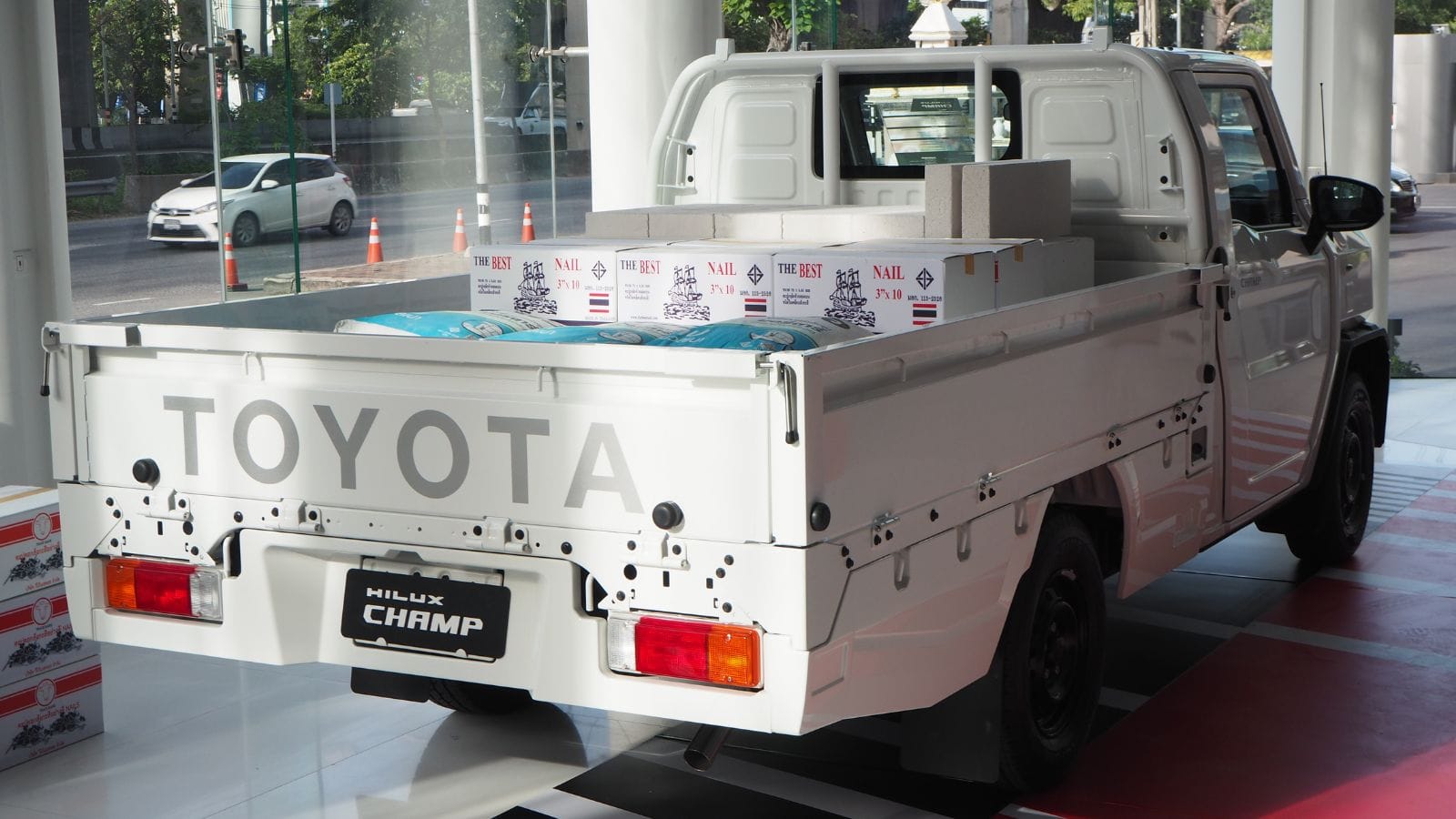 2023 Toyota Hilux Champ 2.4 Diesel SWB Attractive Package (Rear)