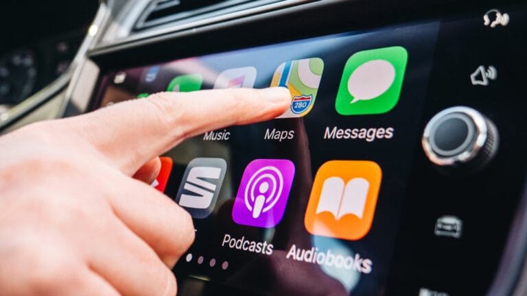 Apple CarPlay
