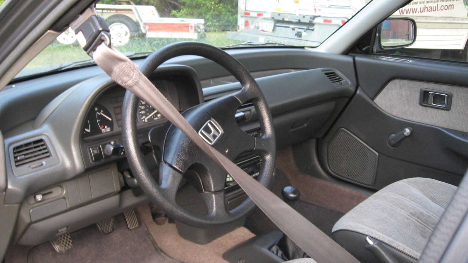 Automatic seat belt