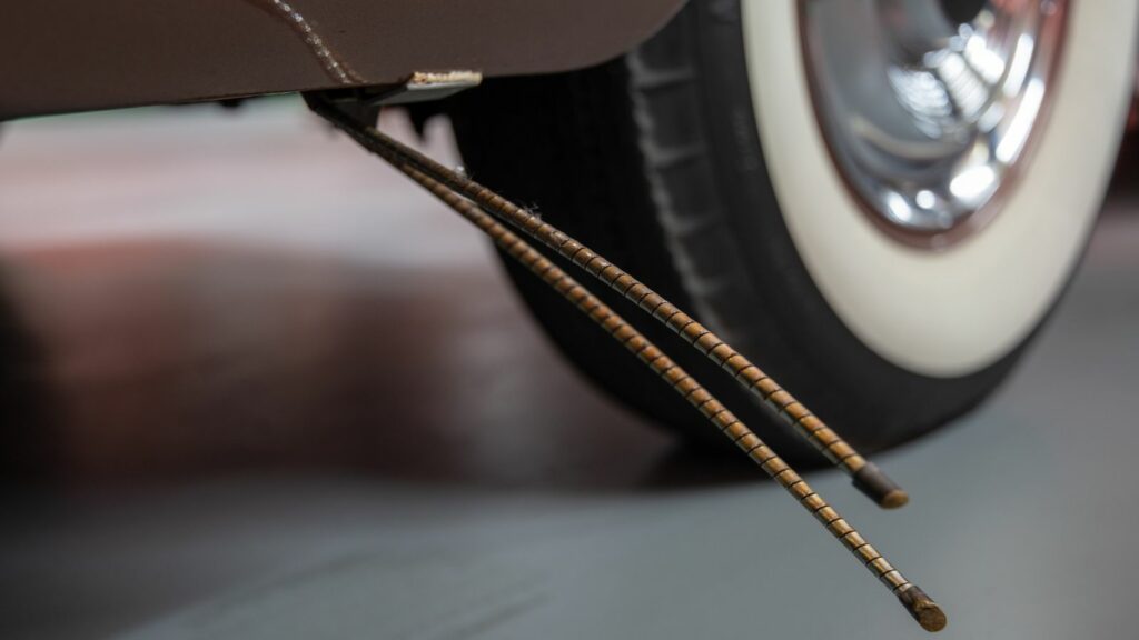 Curb feelers