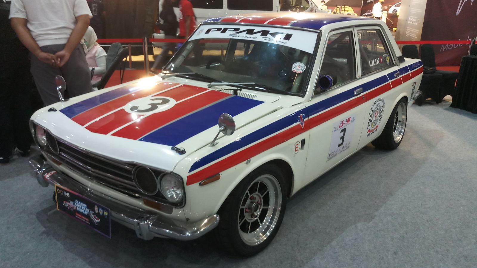Datsun 510 racing car