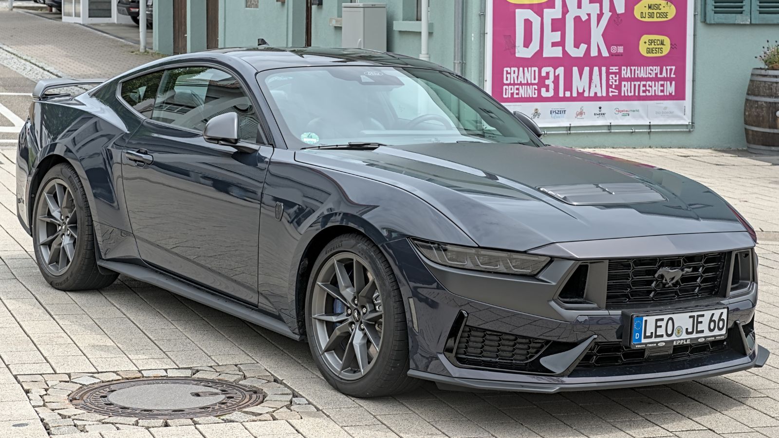 Ford Mustang Dark Horse