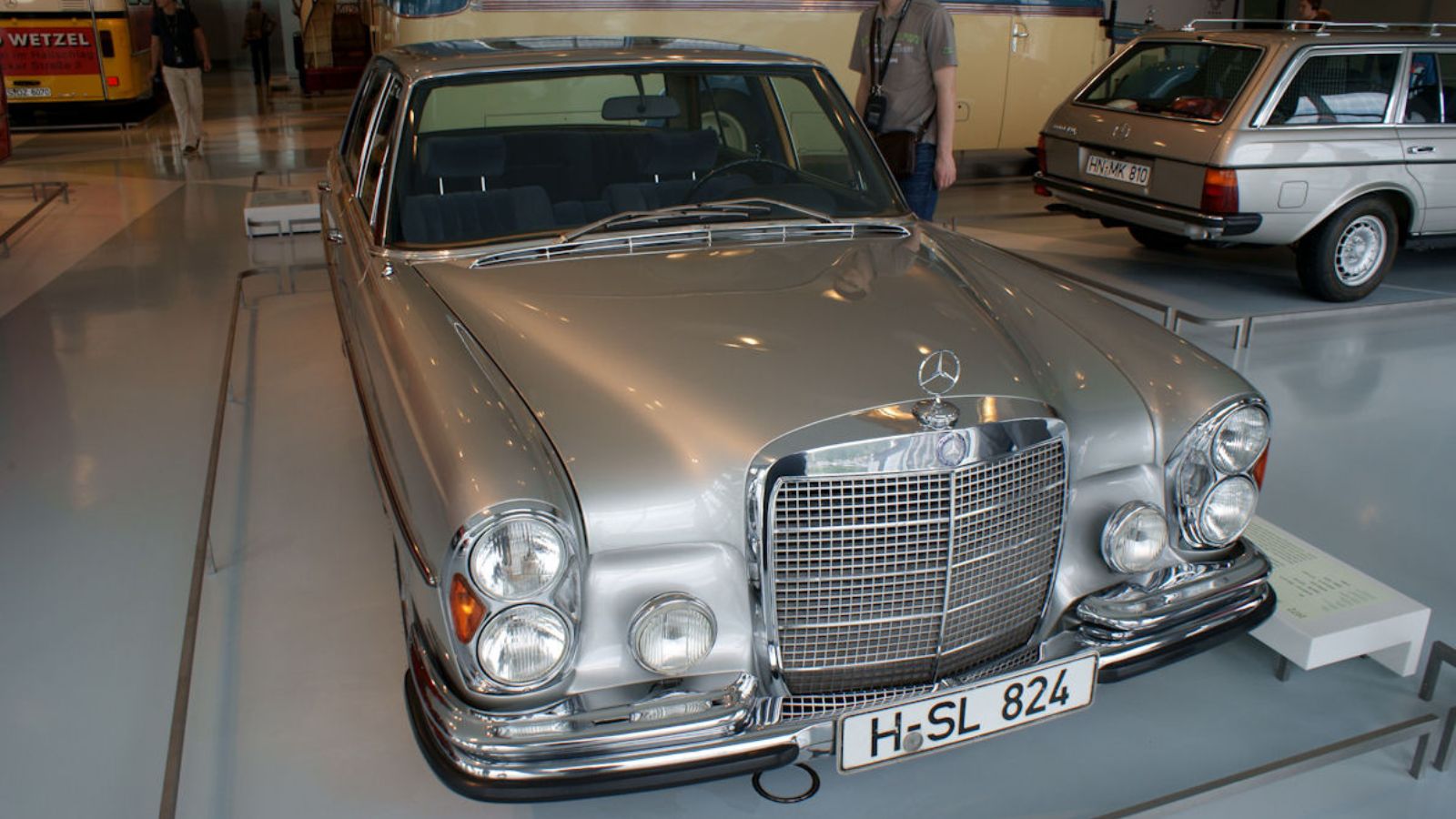 Mercedes-Benz 300SEL 1972 6.3