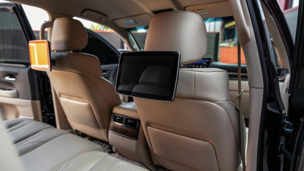 Rear Seat Entertainment Screens