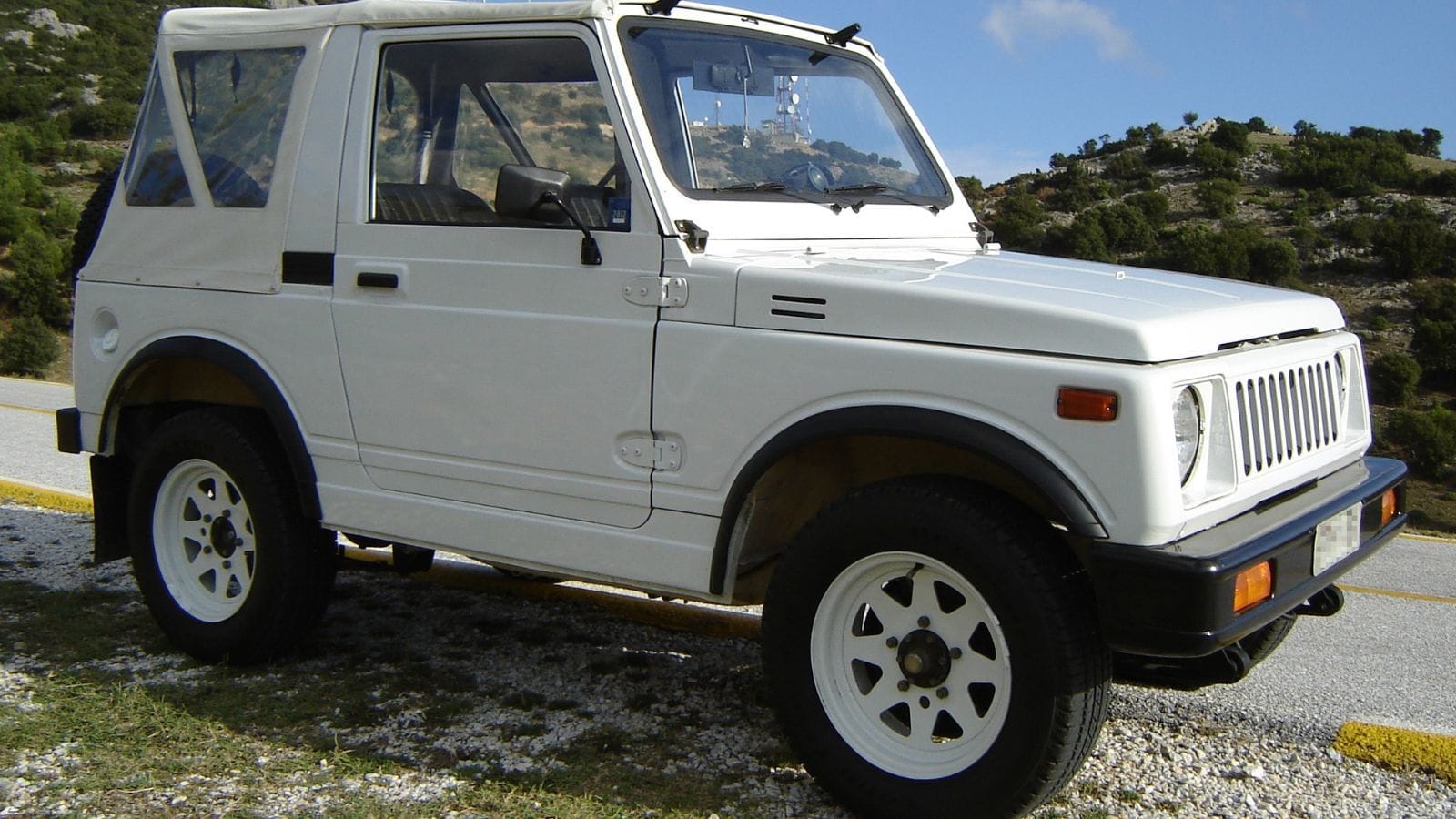 Suzuki Samurai