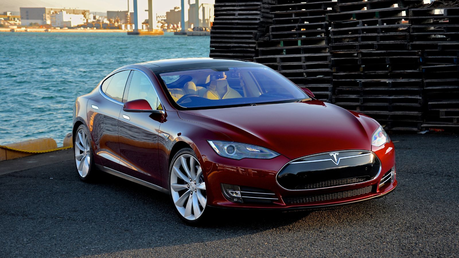 Tesla Model S signature red