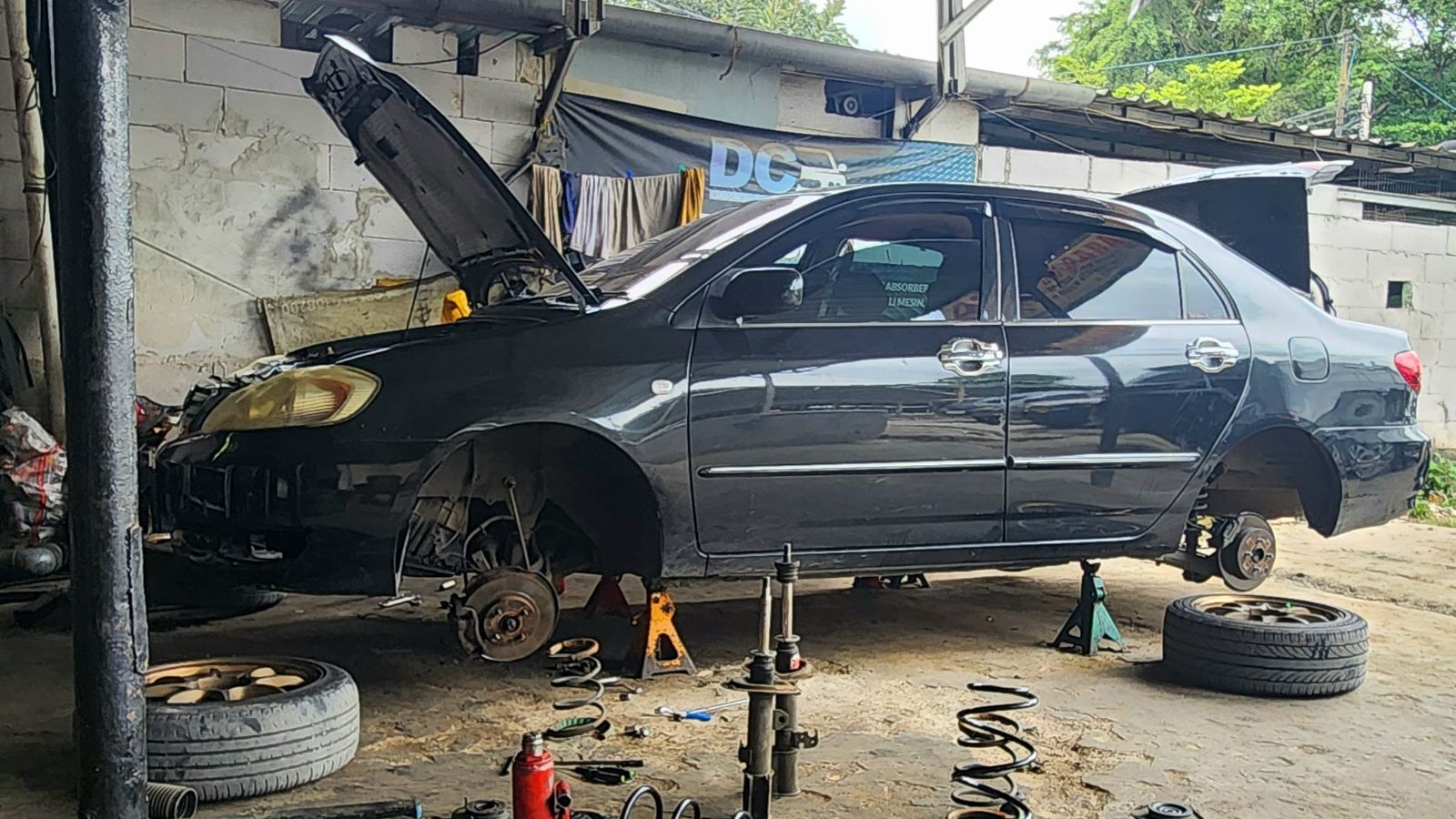 Tires and shock absorber maintenance for Toyota Corolla Altis