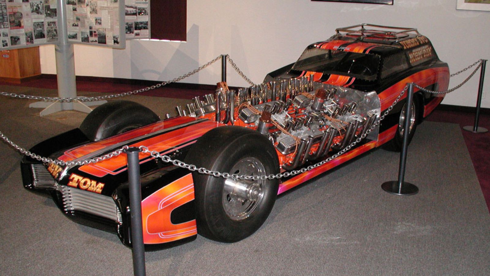 Tommy Ivo's Showboat dragster with the body on