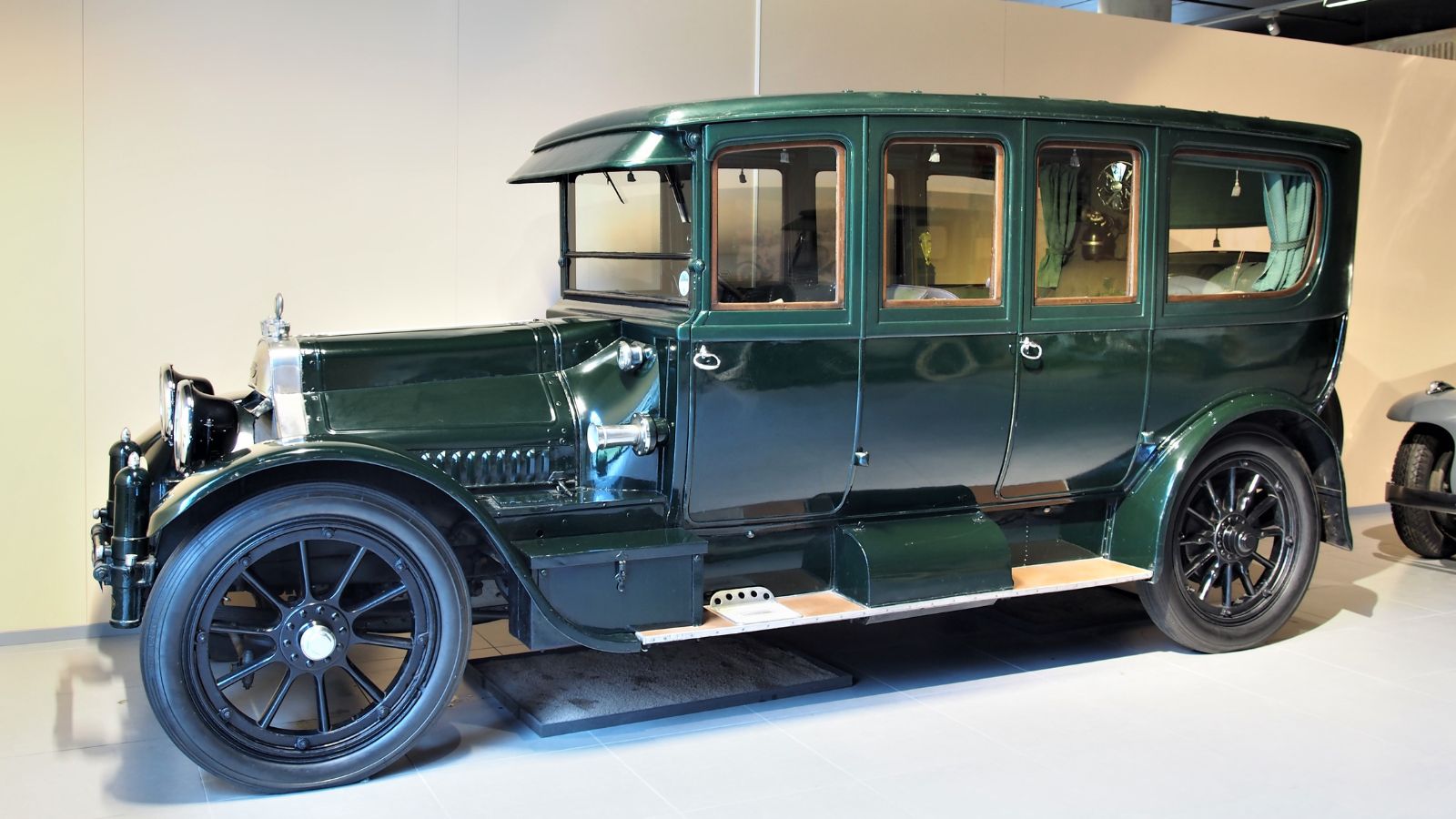 1915 Cadillac Model 51 V8