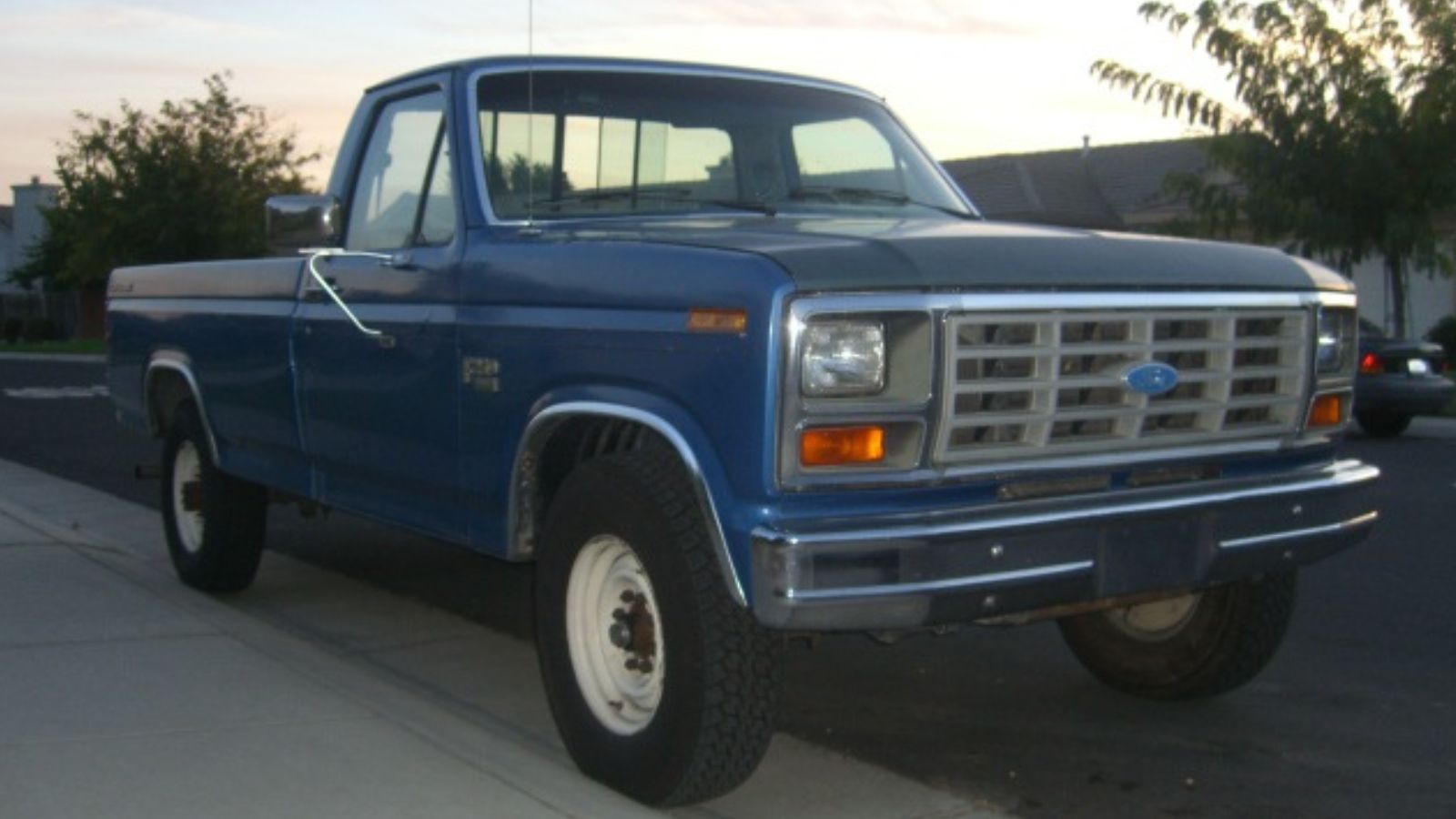 1985 Ford F-250 6.9L Diesel