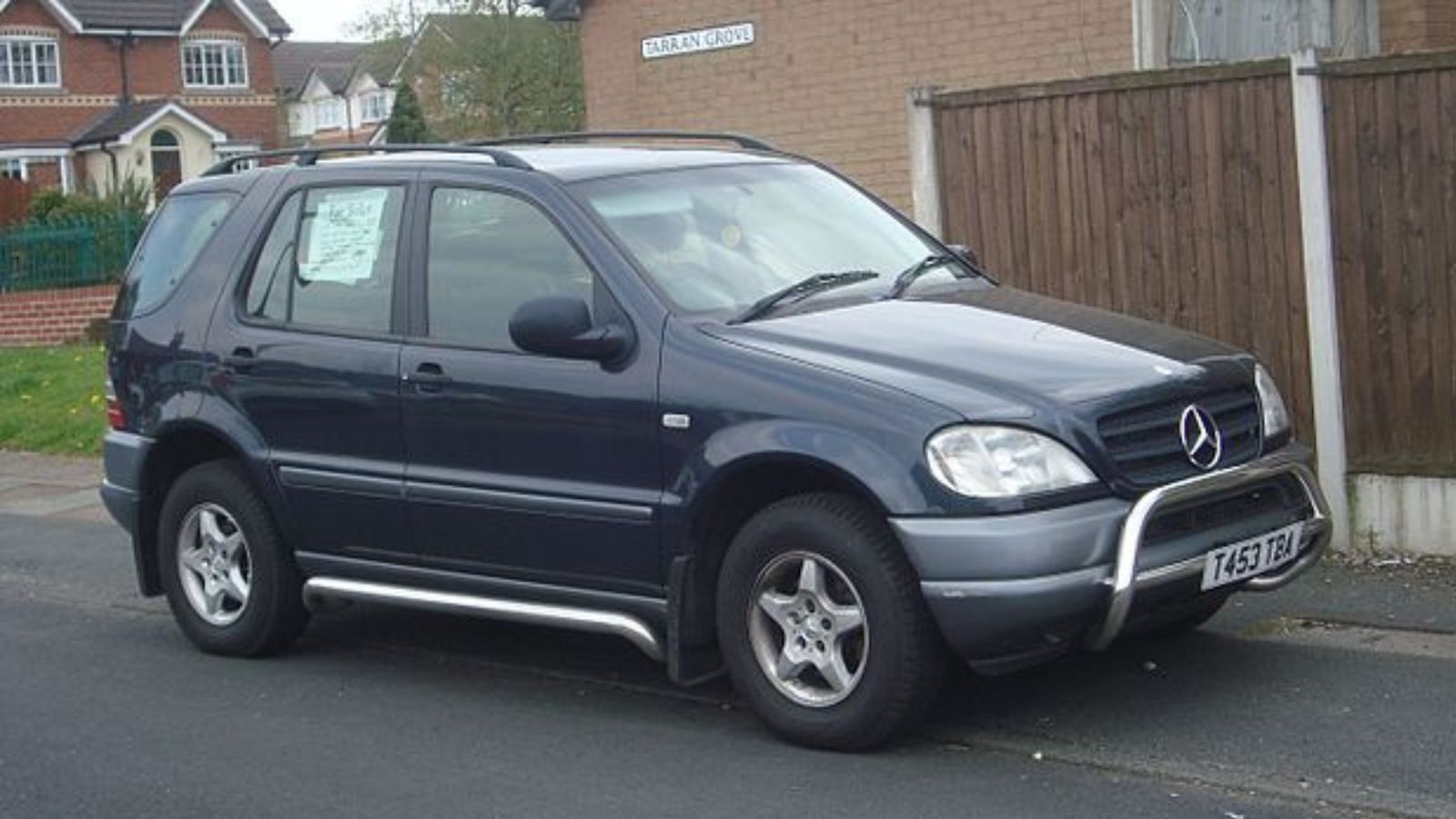 1999 Mercedes ML320 Auto (26886374045)