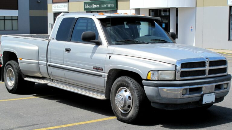 2000 Dodge Ram 3500 SLT