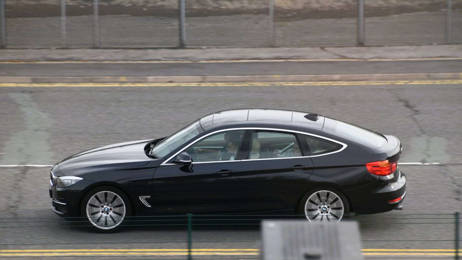 BMW 3-Series Gran Turismo (F34) 320d xDrive (2016)