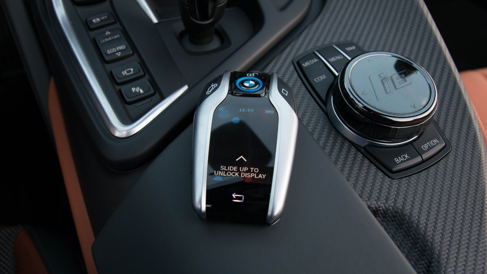 BMW i8 Roadster