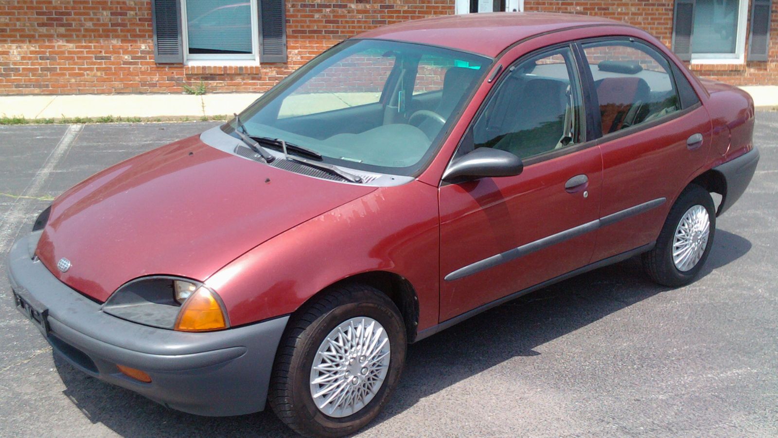 1997 Geo Metro LSI sedan