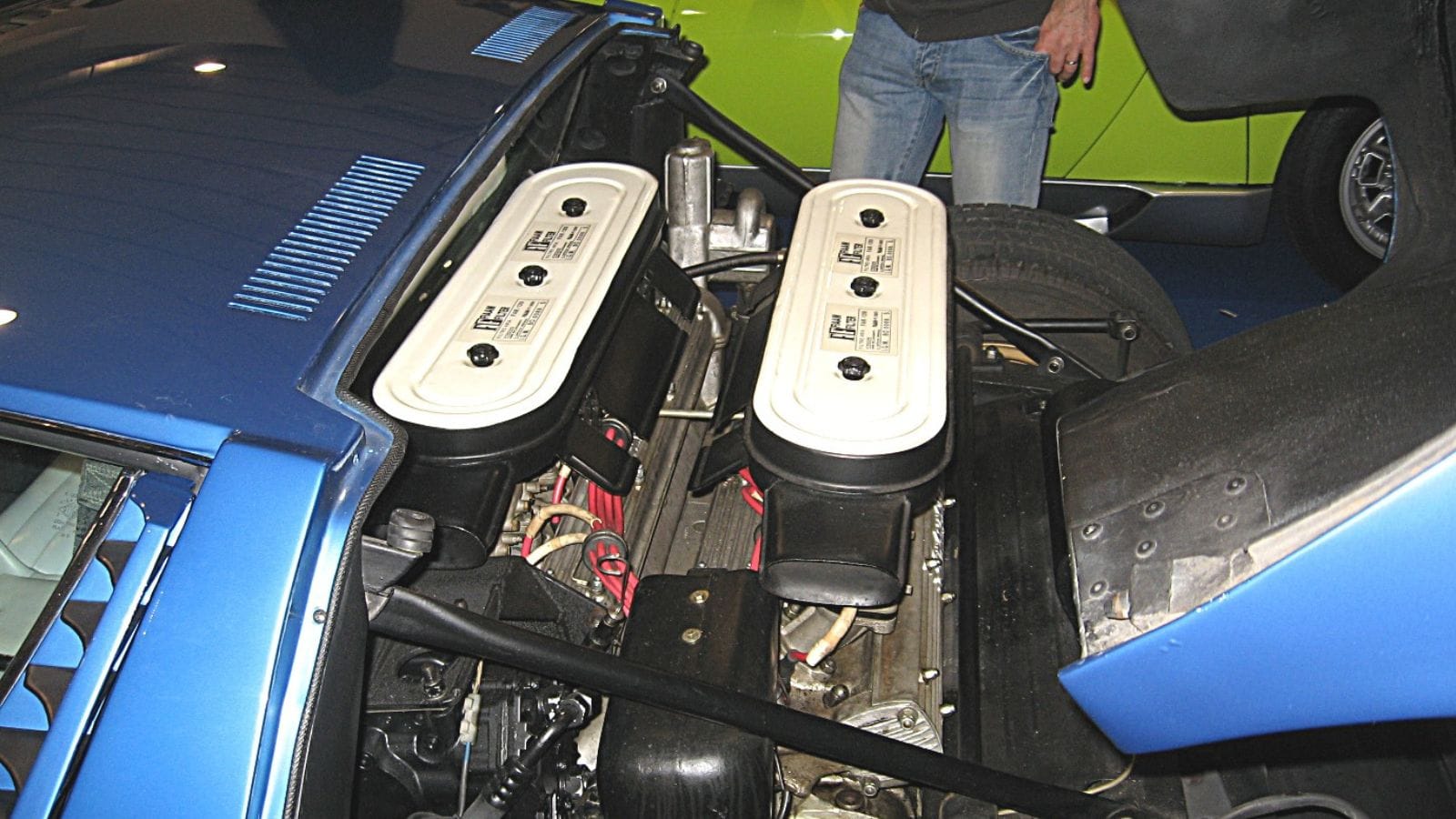 Lamborghini Miura V12