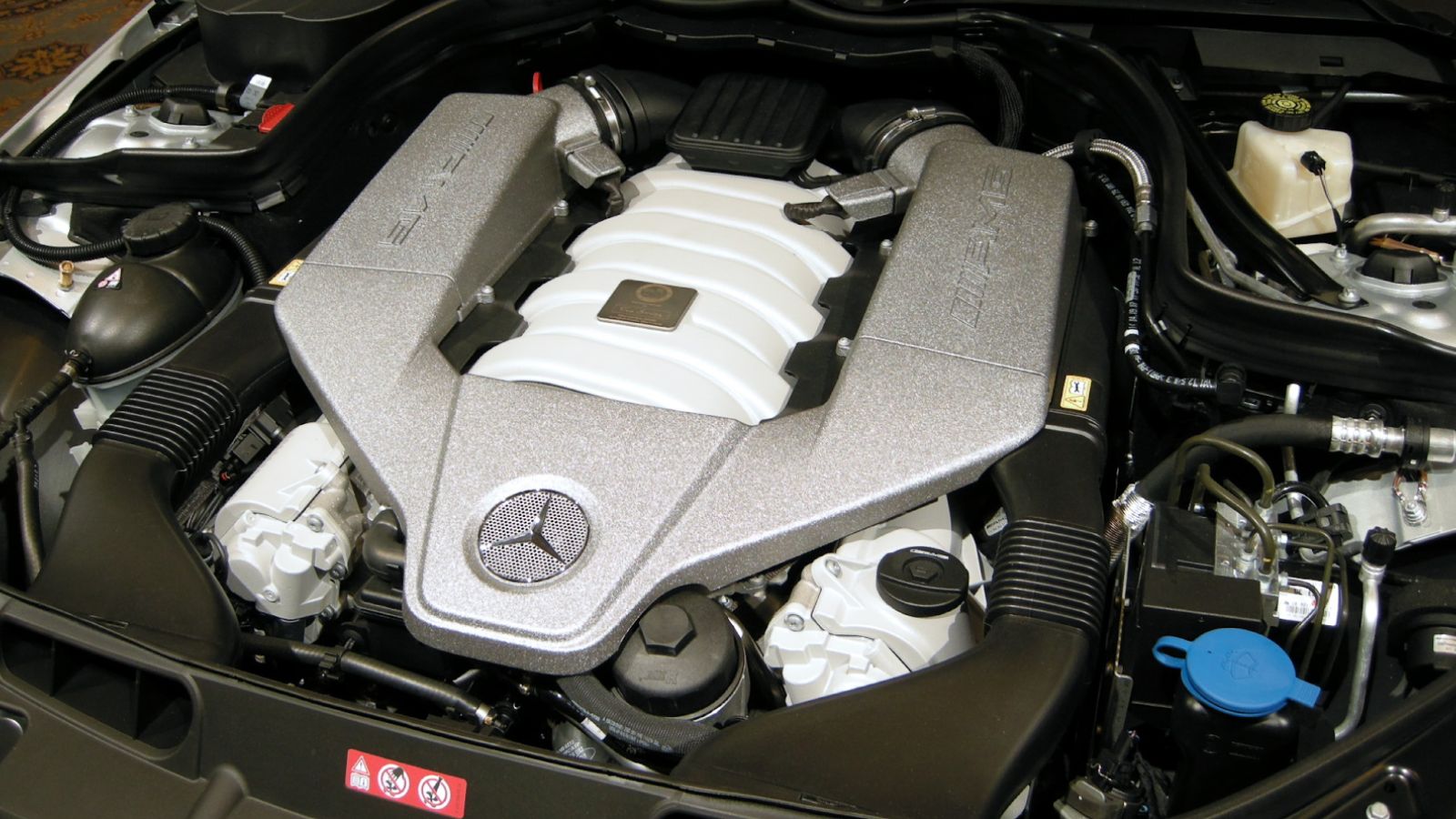 Mercedes Benz M156 V8