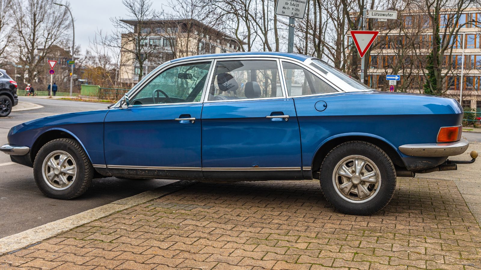 NSU RO80 sedan