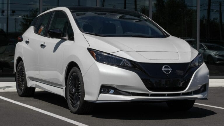 Nissan Leaf SV Plus EV