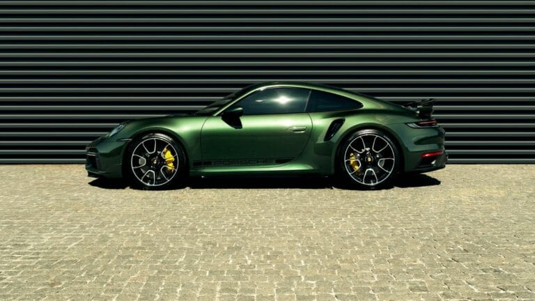Porsche 911 Turbo S (992)