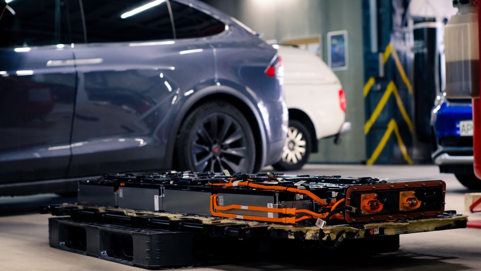 Removed electric car battery tesla