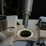 Replacing the spark plugs in the engine