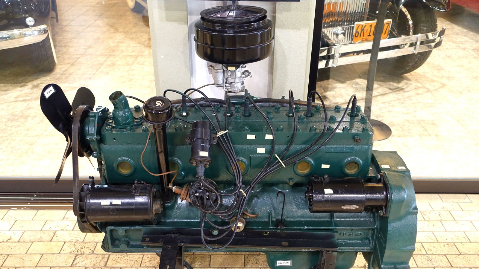 Studebaker straight-8 engine