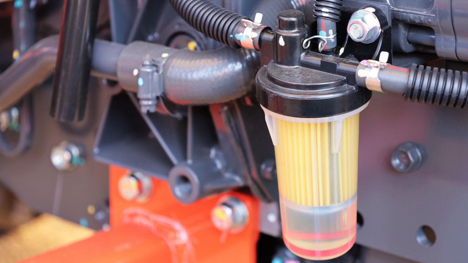 Tractor fuel filter