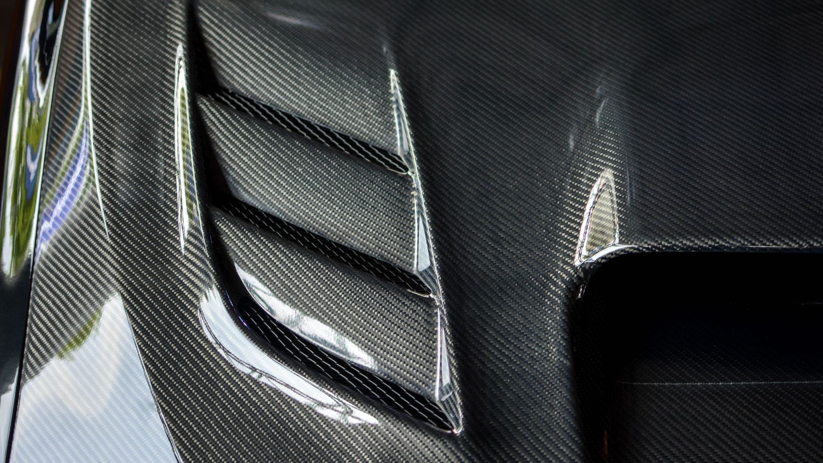 car hood vents