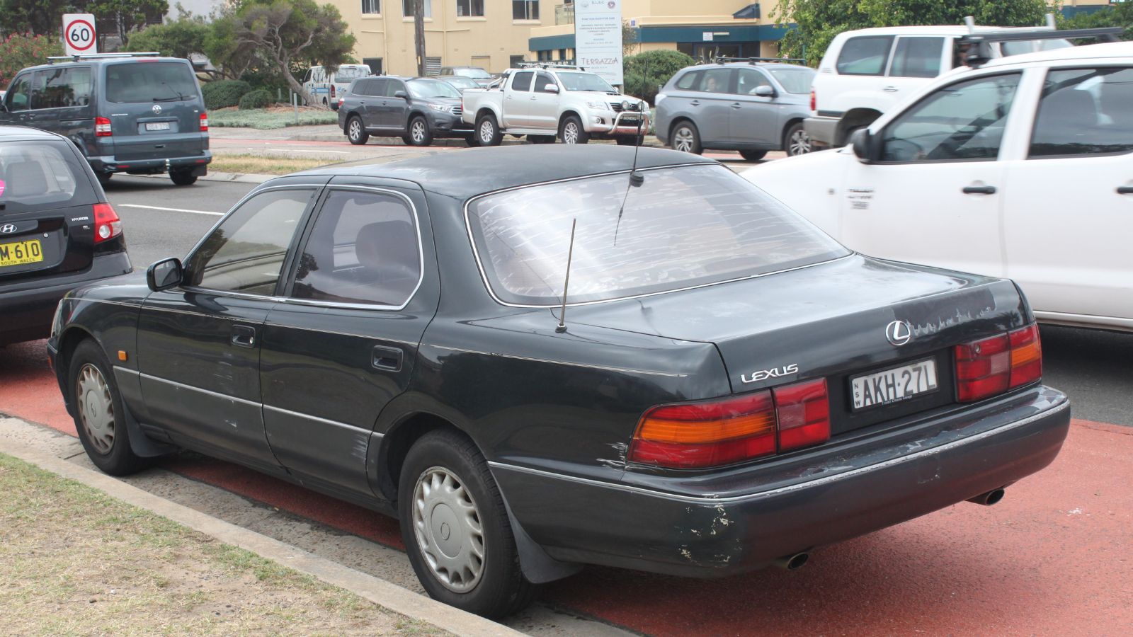 1992 Lexus LS 400