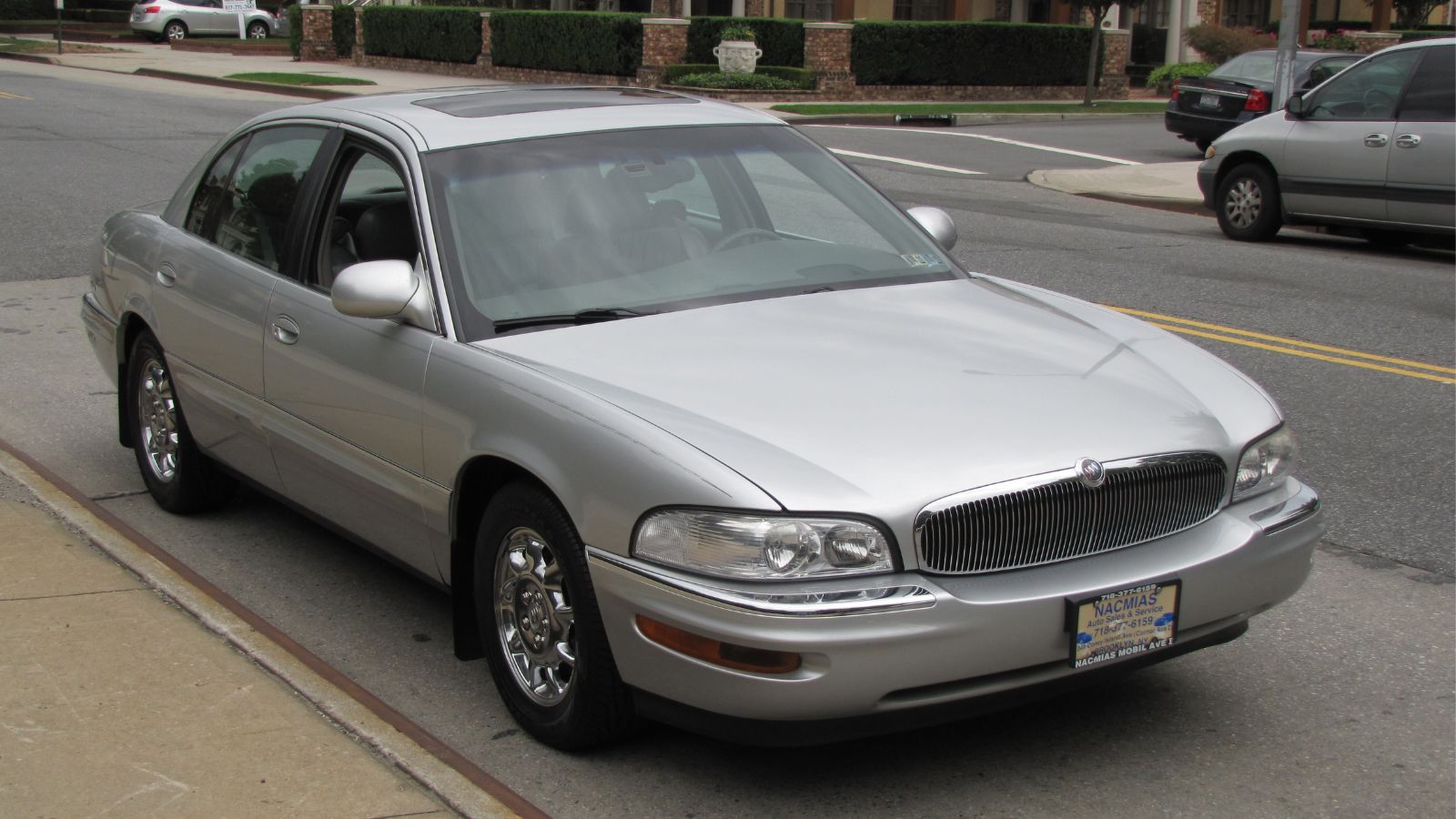 2000 Buick Park Avenue Ultra (09)