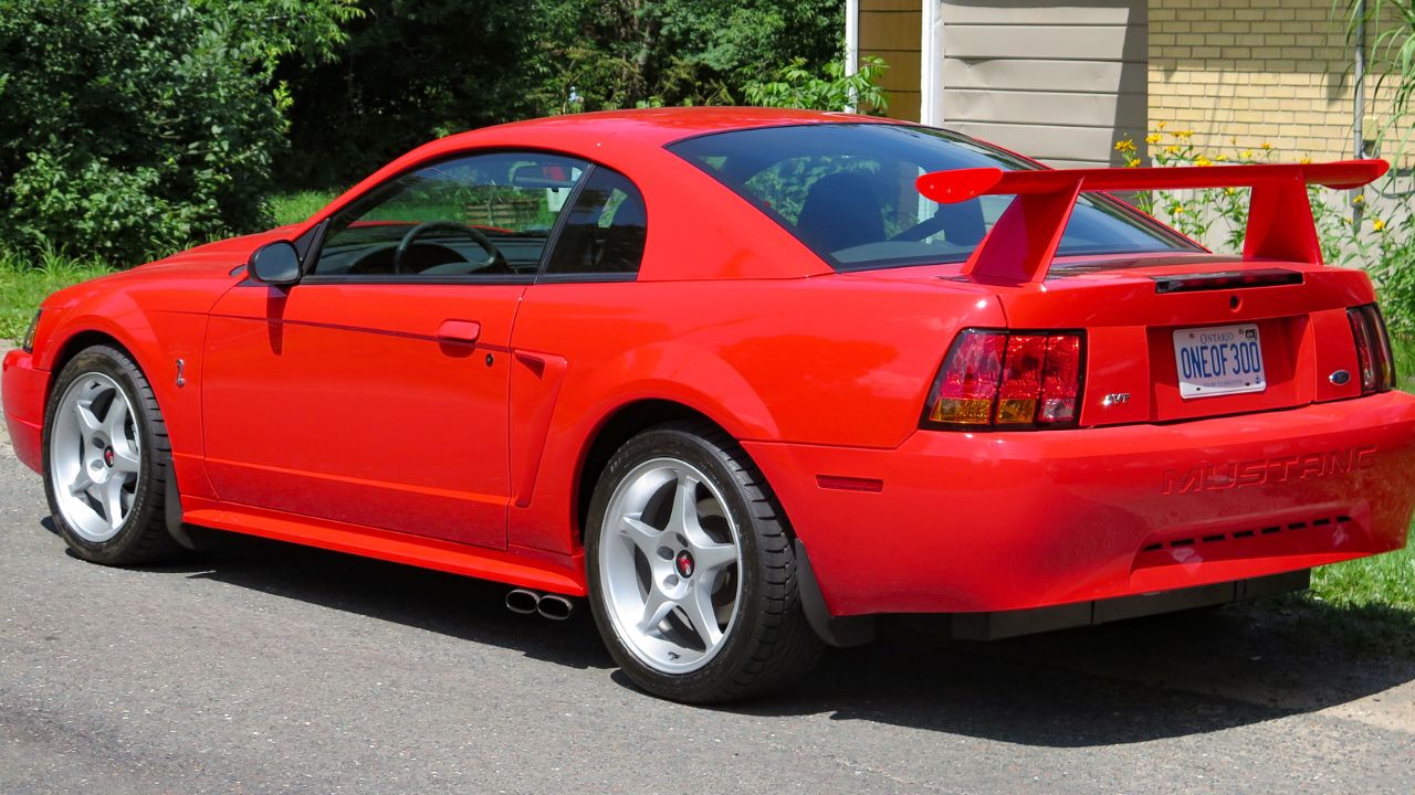 2000 Ford Mustang SVT Cobra R
