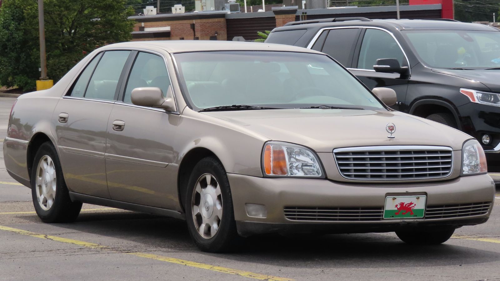 2002 Cadillac DeVille, front right, 09-10-2022