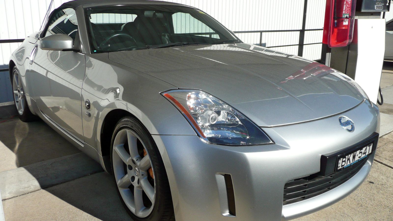 2003-2005 Nissan 350Z (Z33) roadster 01