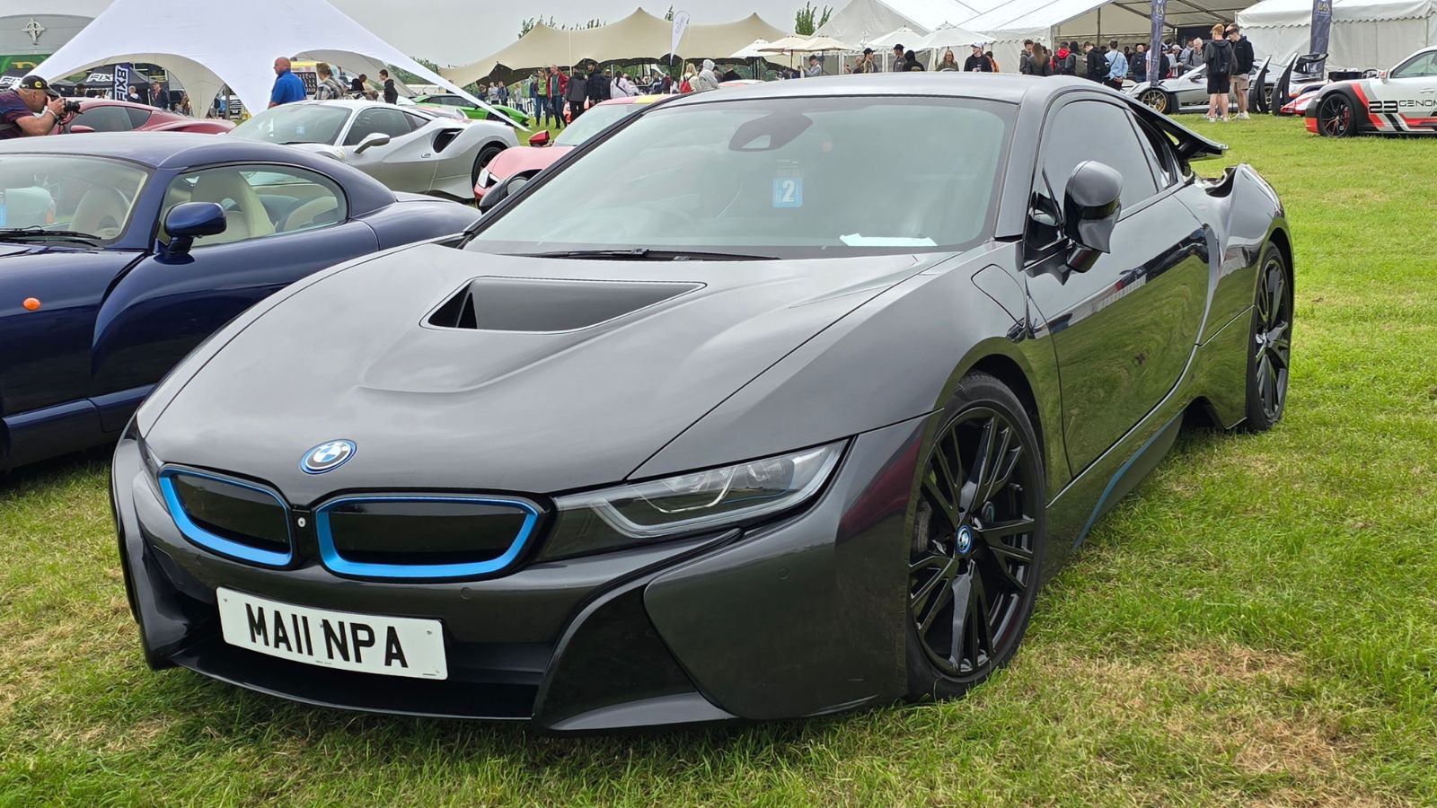 2014 BMW i8 2